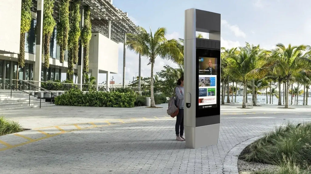 Why Sunlight Readable Displays are Essential for Outdoor Kiosks